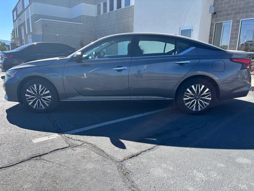 2024 Nissan Altima — side profile view